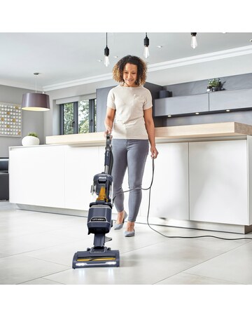 Shark Anti Hair Wrap Upright Vacuum Cleaner with Lift-Away NZ691UK