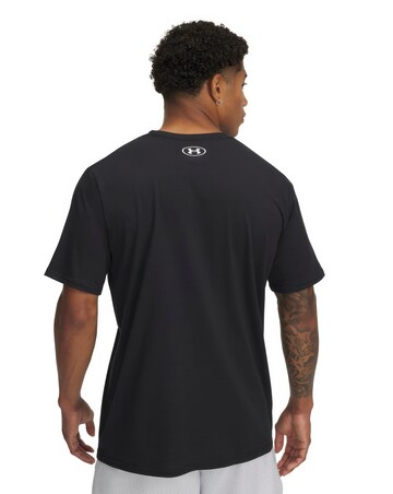 Under Armour Camo Chest Stripe T-Shirt