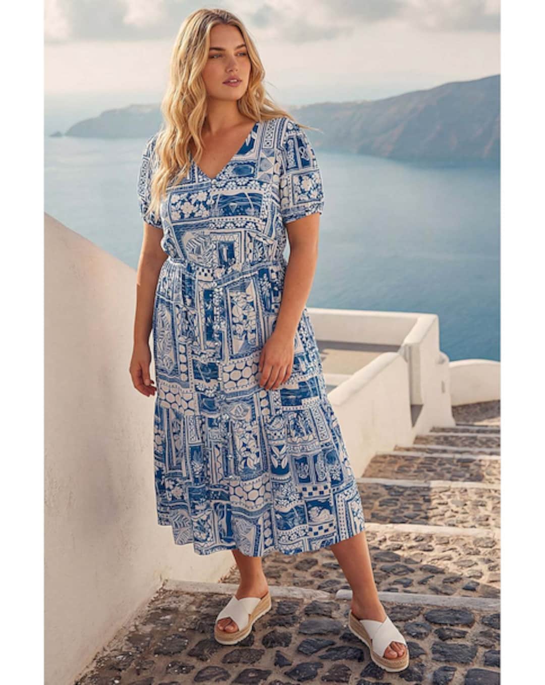 Dresses for Older Women Stlyish & Comfortable | Ambrose Wilson | Page: 18