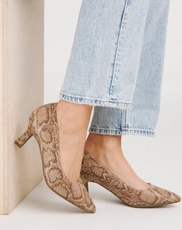 Kayla Flexi Sole Kitten Heel Court Shoe - Wide Fit (E)