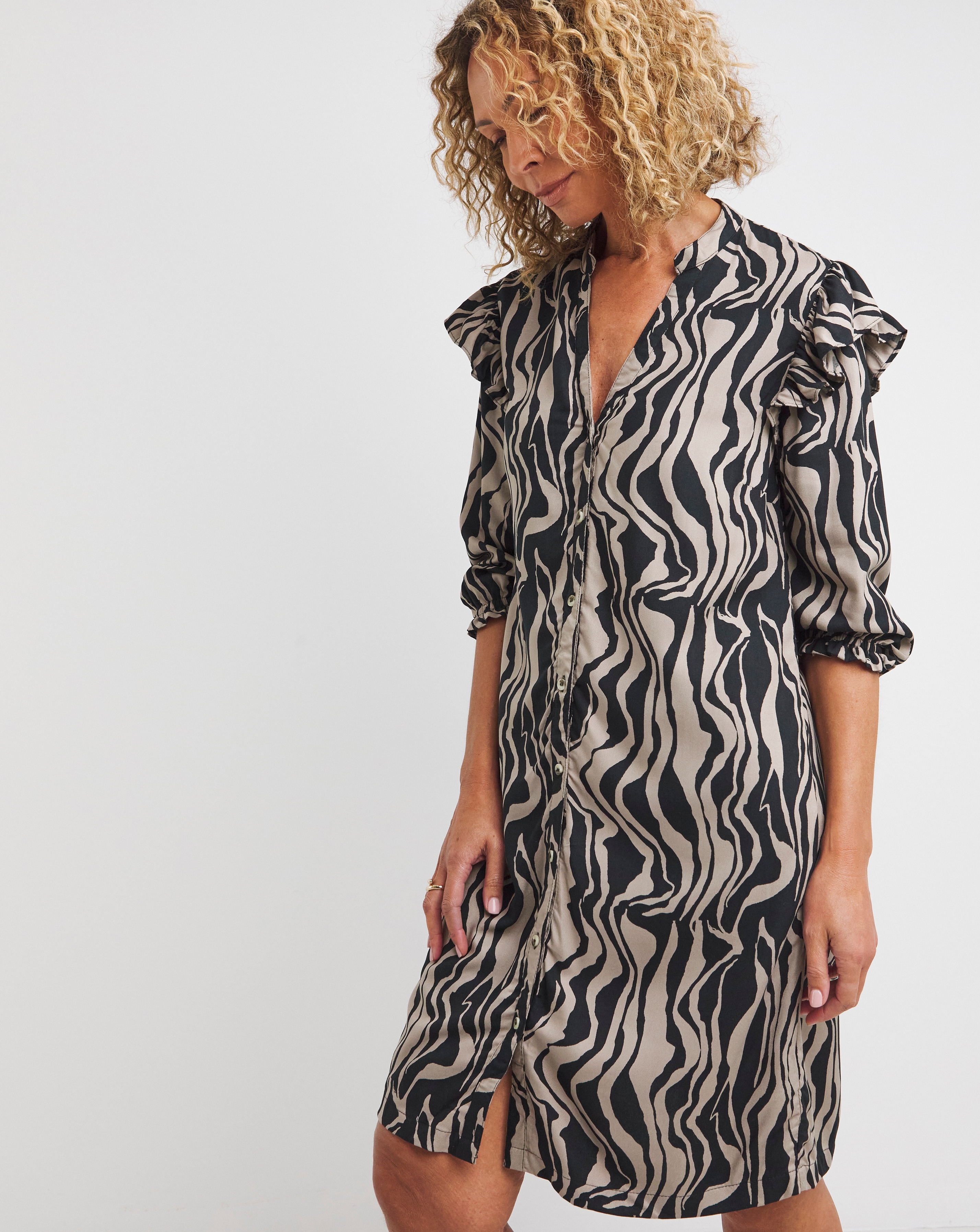 UK発【Phase Eight】Amelia ペタル 花びら模様 シャツドレス Phase Eight Amelia Petal Shirt Dress | JD Williams