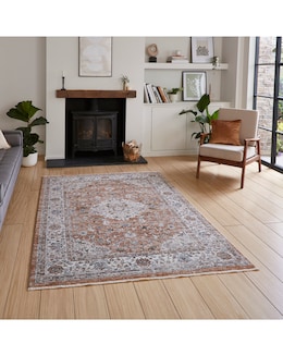 Think Rugs Vintage Traditional Rug