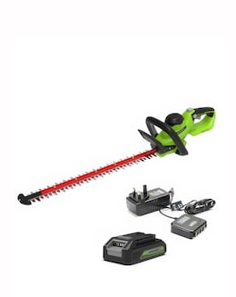 Greenworks 24V 56cm 18mm Cordless Hedge Trimmer Inc 2AH Battery &amp; 0.5A Charger