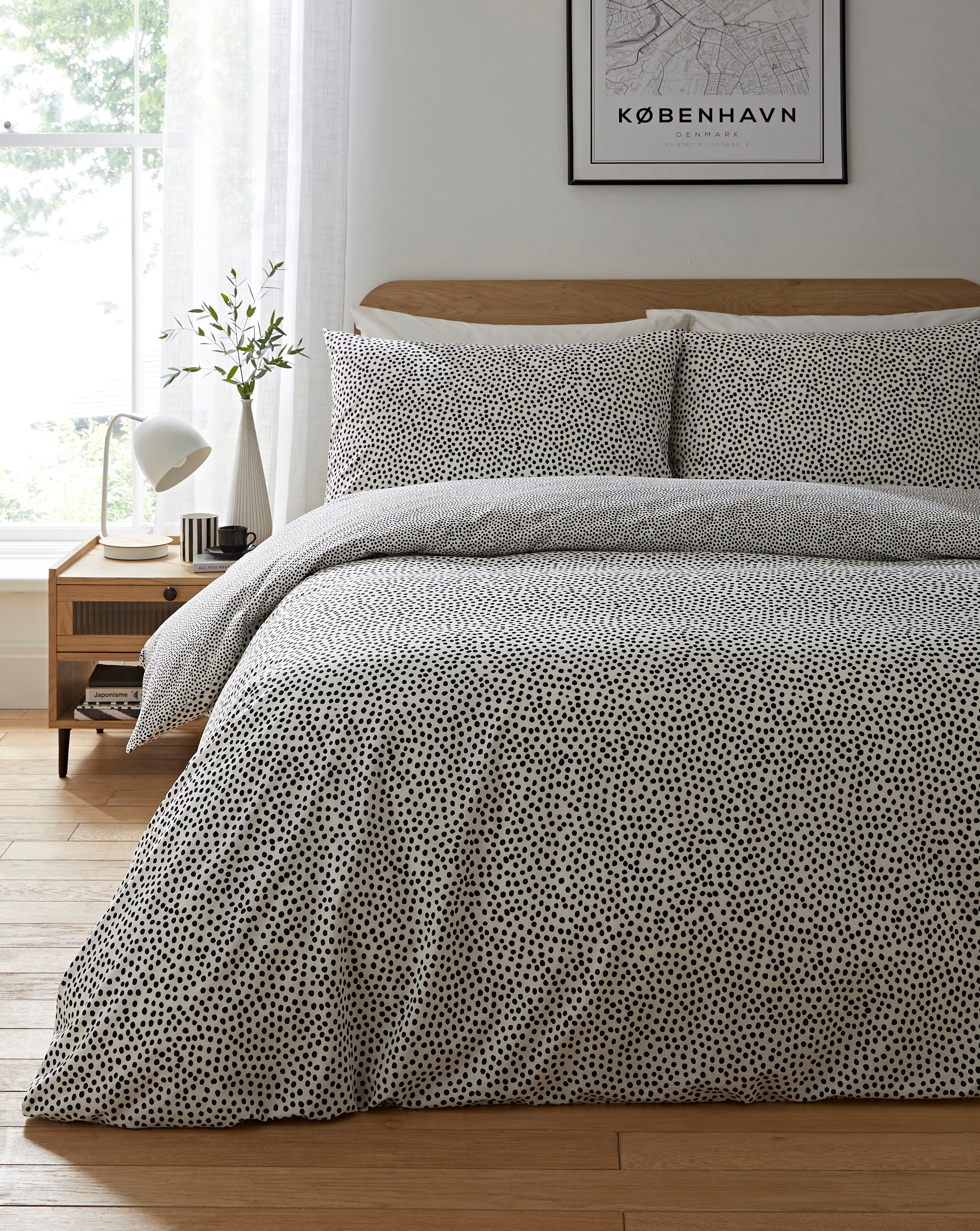 Nim Dotty Duvet Set