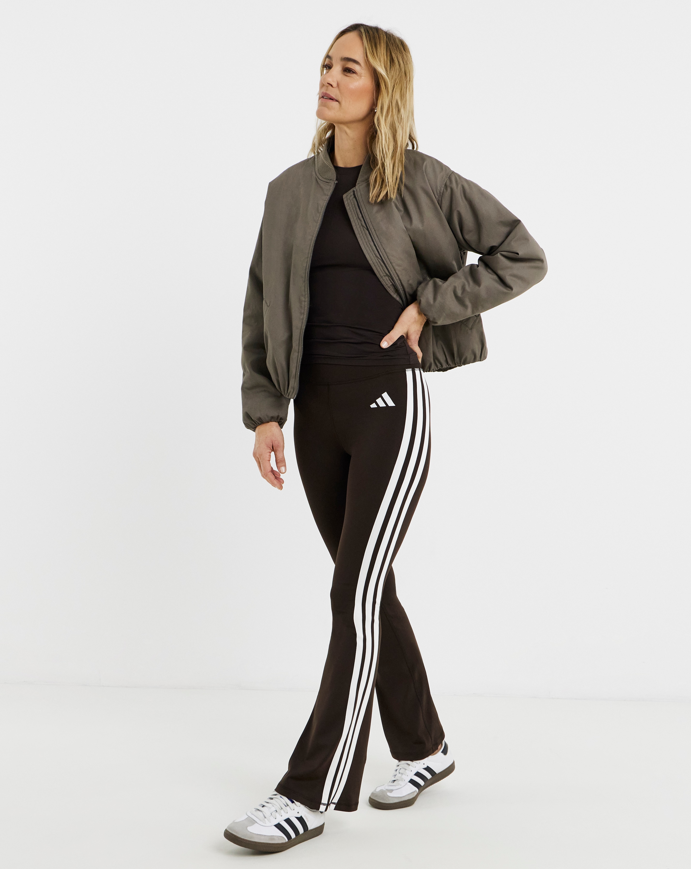 adidas Essential Flare Legging