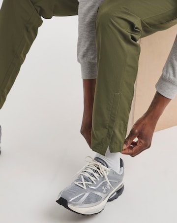 Under Armour Rival Woven Windbreaker Pants
