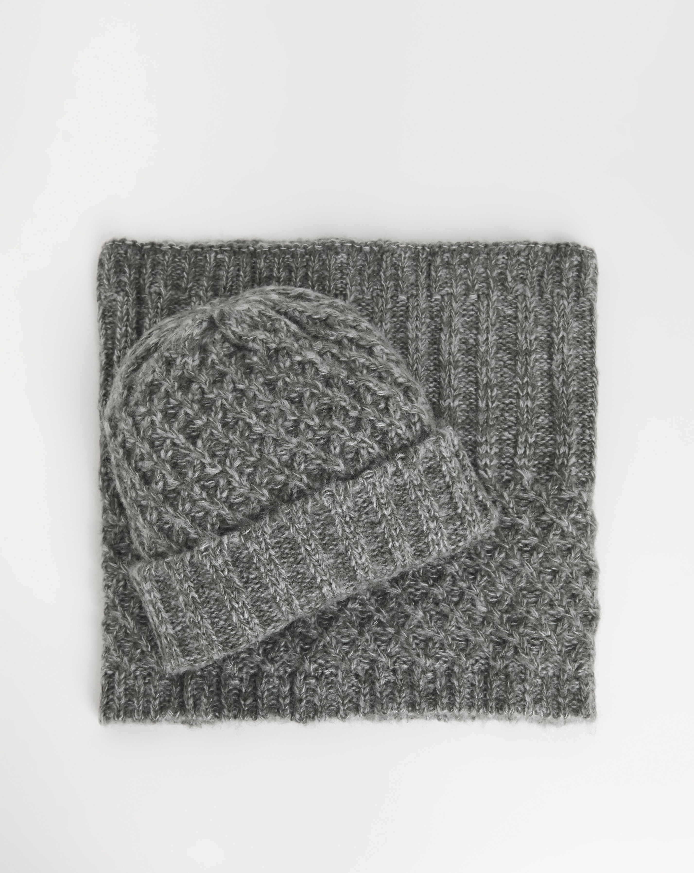 Knitted Snood and Hat Set