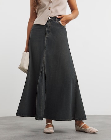 Dark Wash Box Pleat Maxi Denim Skirt