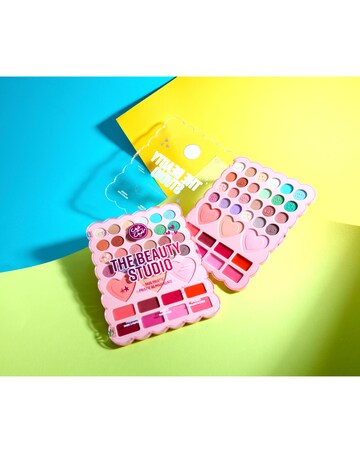 Make-up Kits
