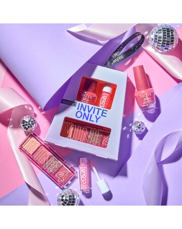 Make-up Kits