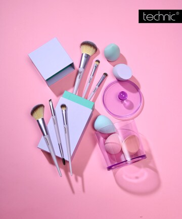 Make-up Kits