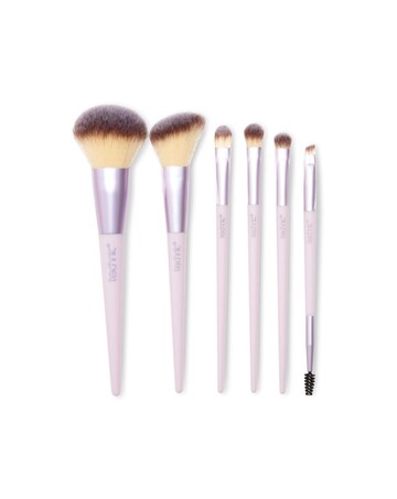 Make-up Kits