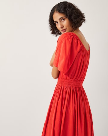 Monsoon Lane Pintuck Lace Midi Dress