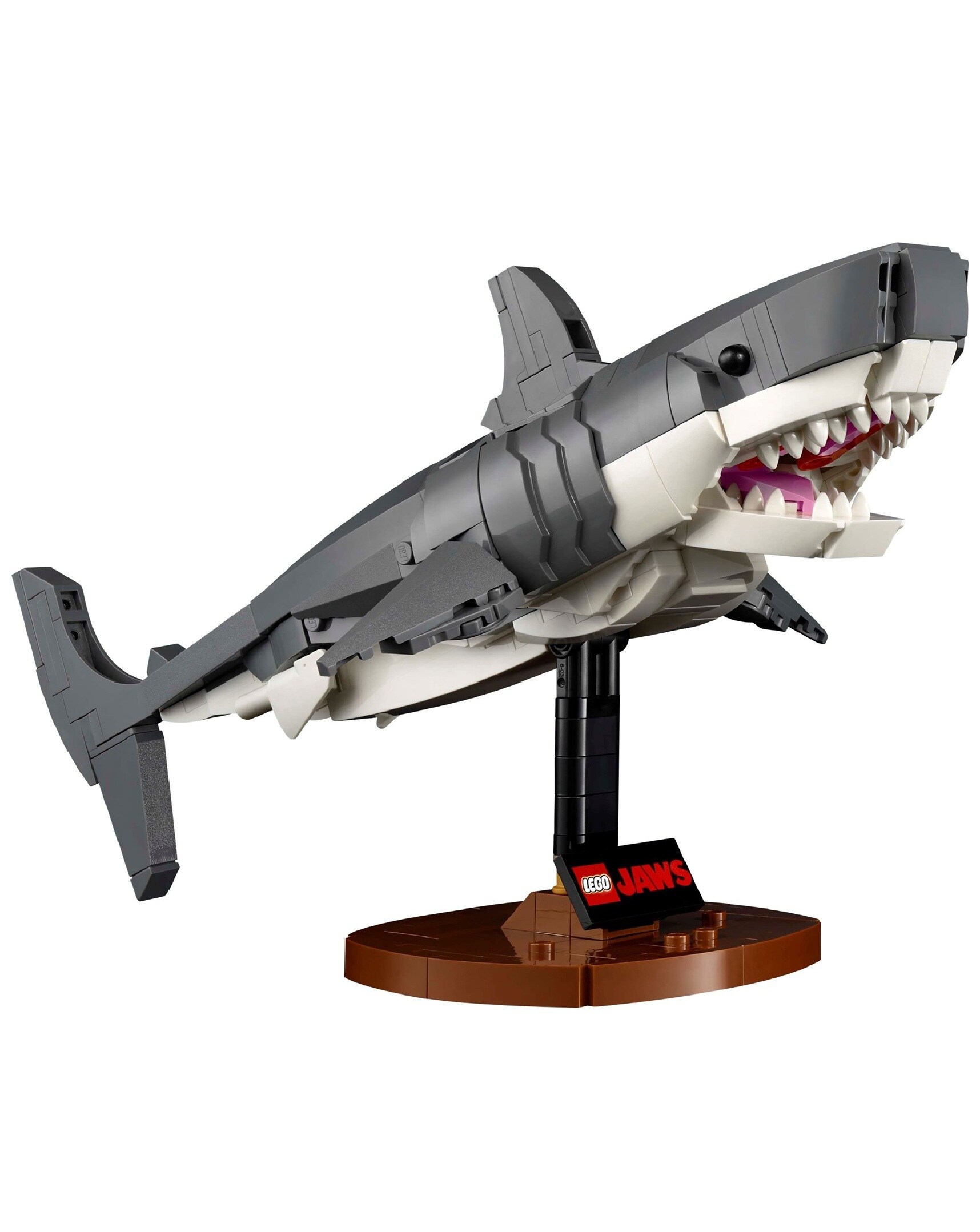 LEGO Ideas Jaws - 21350 | Ambrose Wilson