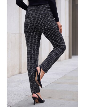 Roman Check Print Tapered Jogger