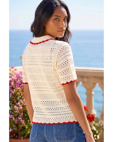 Roman Collar Button Knit Top