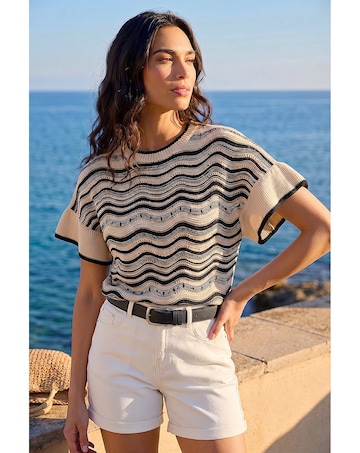 Roman Stripe Wave Frill Knit Top