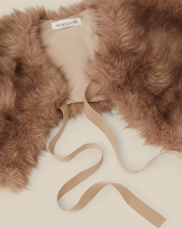 Monsoon Rhi Faux Fur Collar