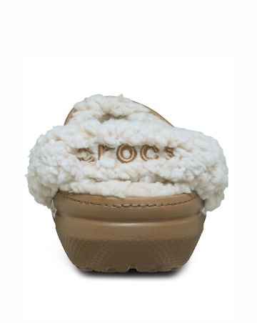 Crocs Fleece Lined Classic Clog - Standard Fit (D)