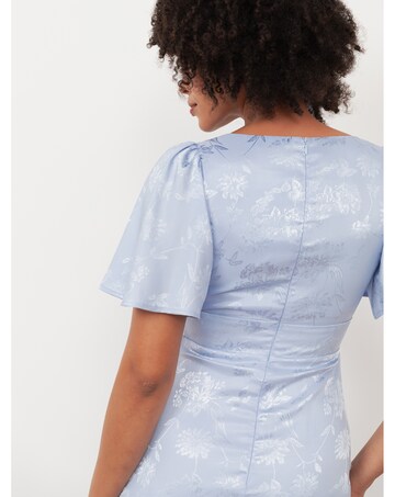 Maya Deluxe Jacquard Fabric Dress