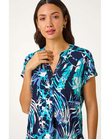 Roman Textured Abstract Print Top