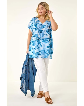 Roman Curve Abstract Print V-Neck Top