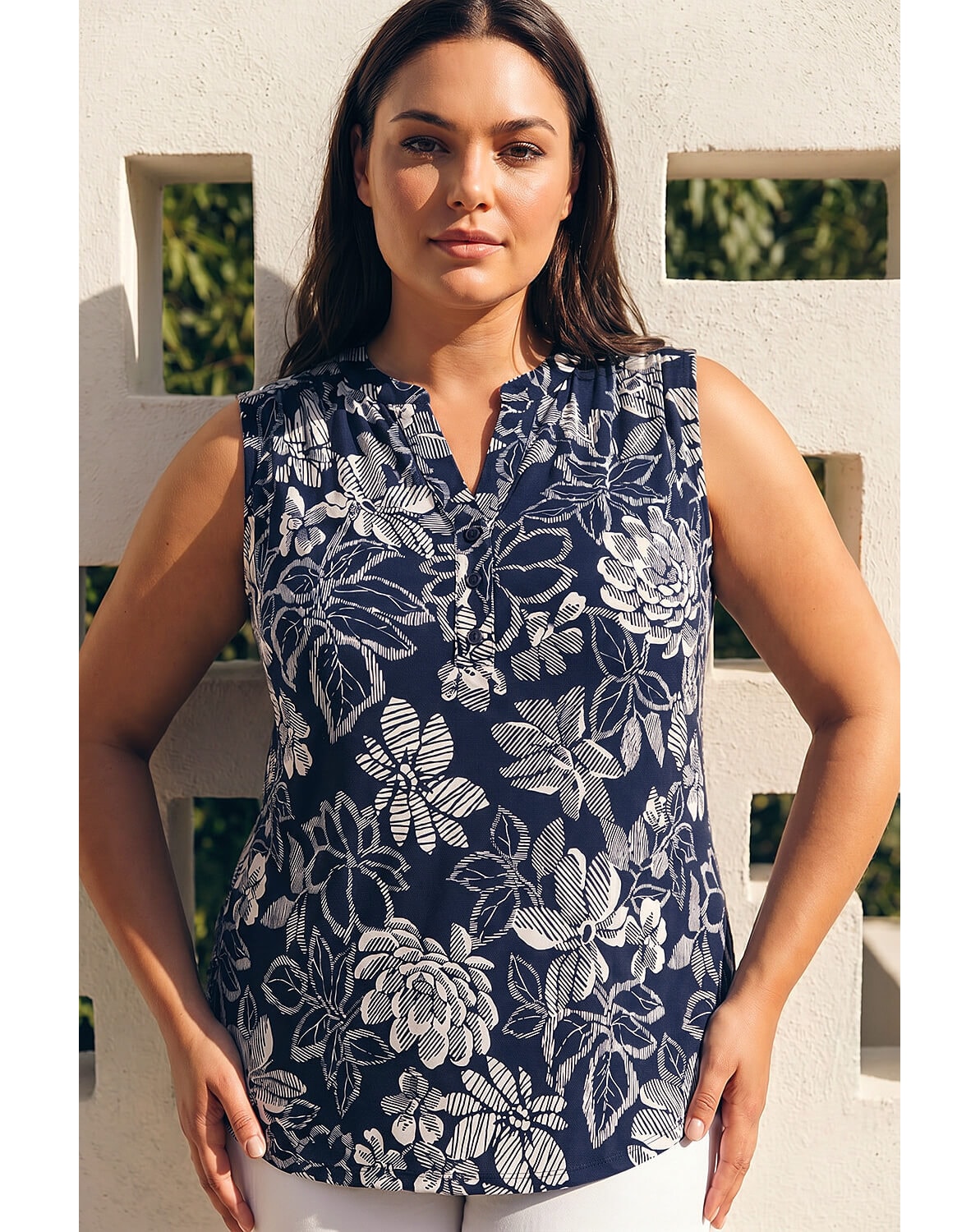 Roman Curve Floral Puff Stretch Vest