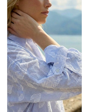 Roman Floral Jacquard Buttoned Shirt