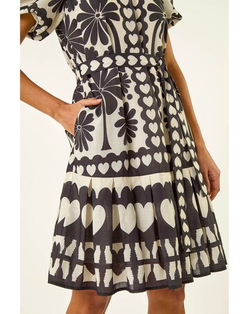 Roman Floral Heart Pleated Dress