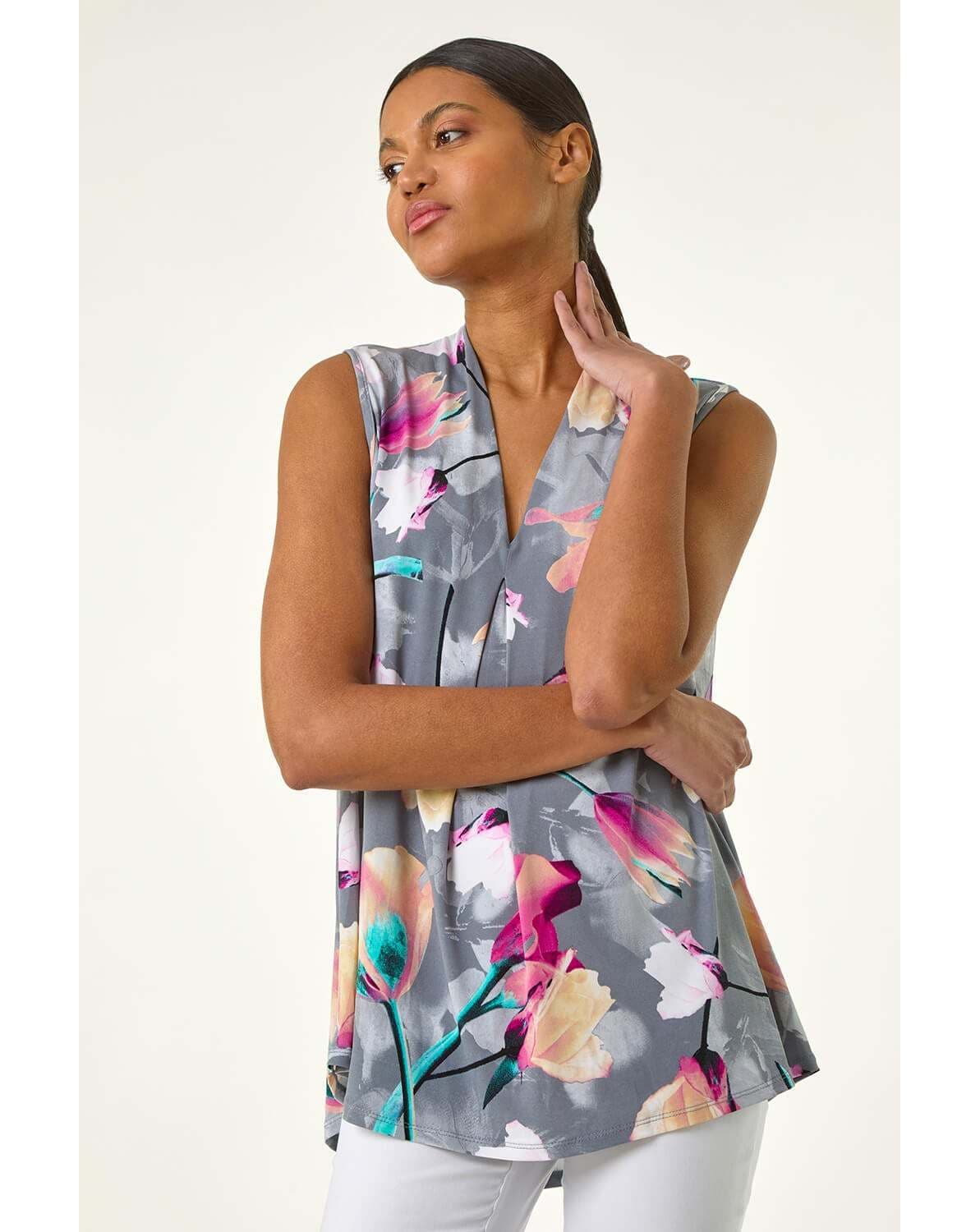 New In - Roman Floral Print Pleat Front Vest