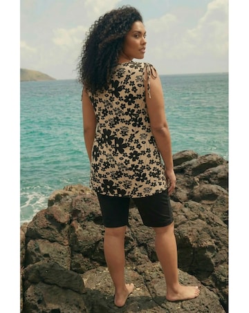 Roman Curve Floral Print Vest Top