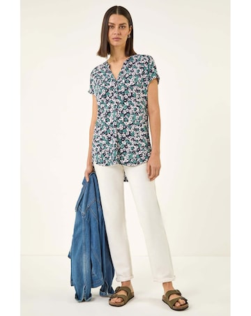 Roman Textured Floral Print Top