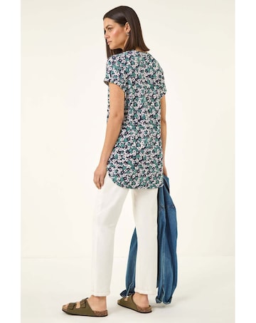 Roman Textured Floral Print Top