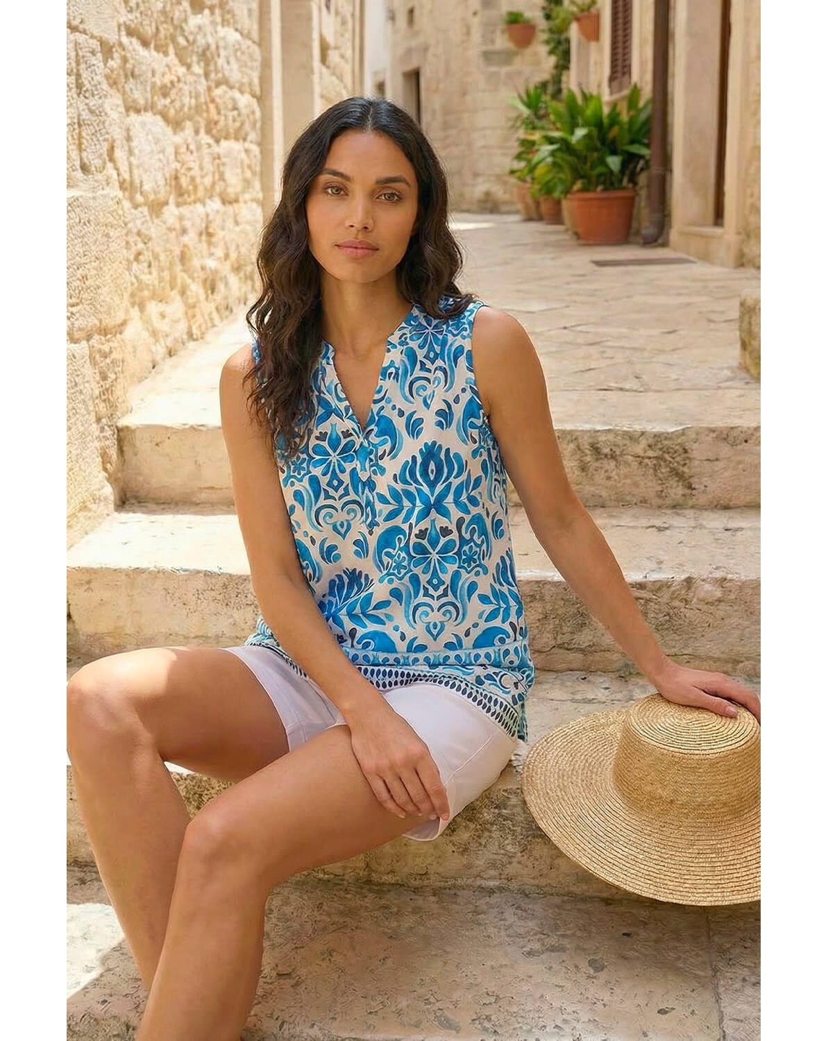 New In - Roman Floral Border Print V-Neck Top