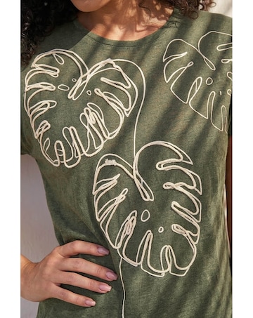 Roman Embroidered Leaf T-Shirt
