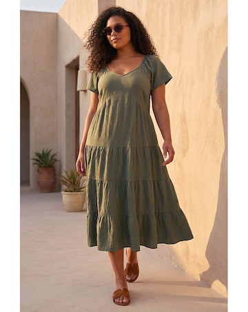 Roman Curve Pebble Crepe Tiered Dress