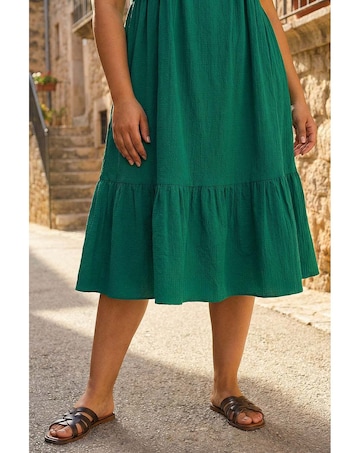 Roman Curve Textured V-Neck Midi Dress