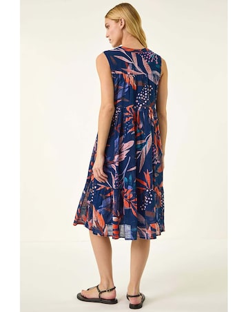 Roman Leaf Print V-Neck Tiered Dress