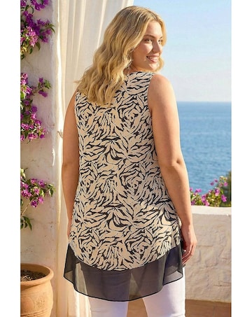 Roman Curve Animal Chiffon Hem Vest Top
