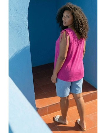 Roman Curve Ruched Shoulder Vest Top