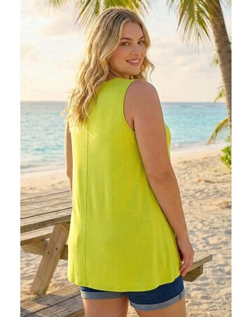 Roman Curve Swing V-Neck Vest Top