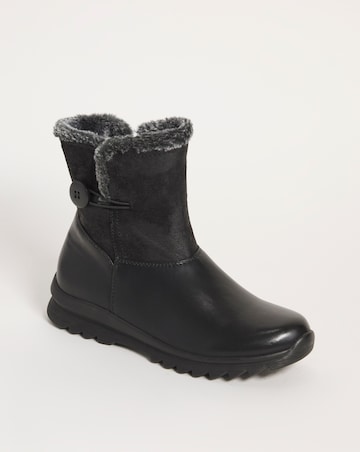 Cushion Walk Casual Boot with Side Zip E Fit