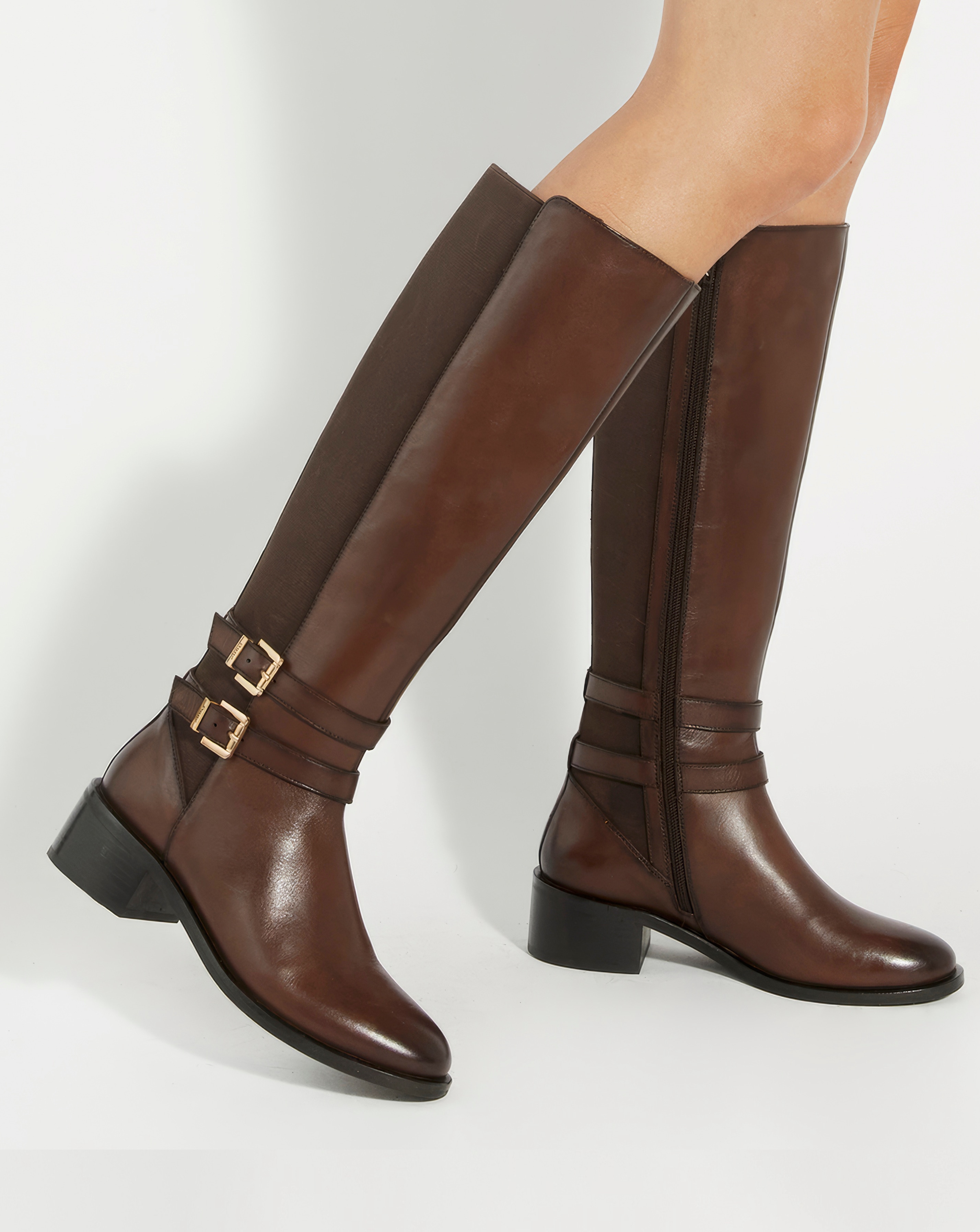 Brown Knee-High Boots Standard Fit