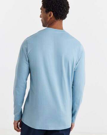 Long Sleeve Crew Neck T-Shirt