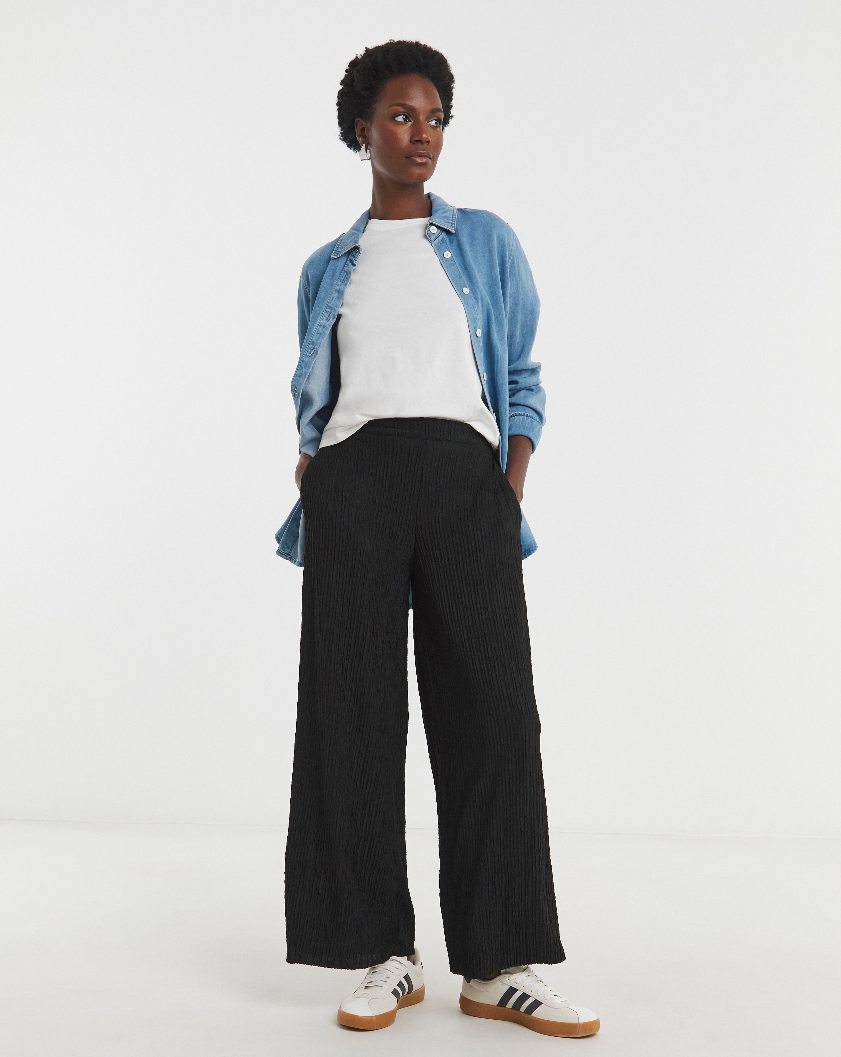 Crinkle Wide Leg Trouser