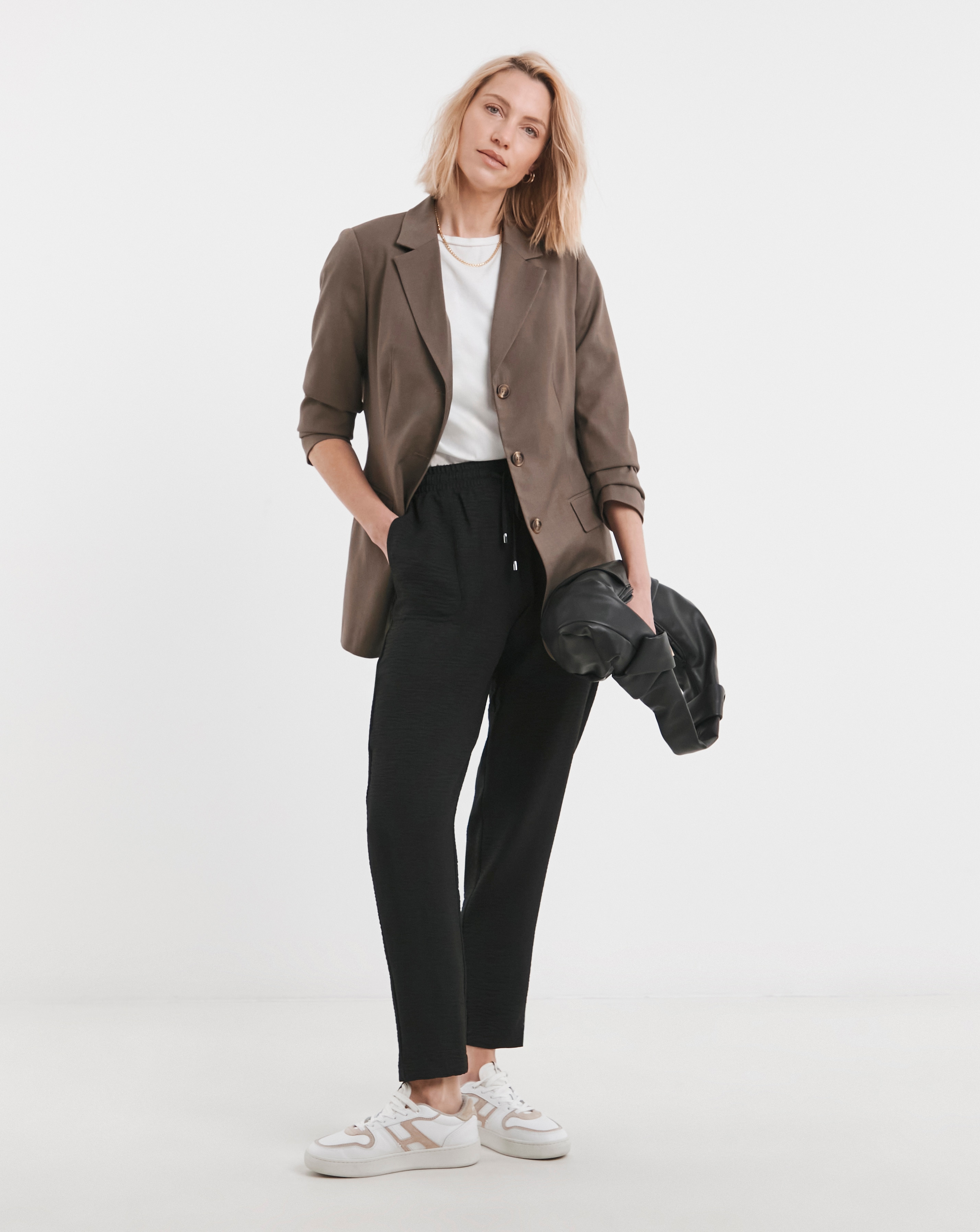 Textured Tapered Pull On Trouser