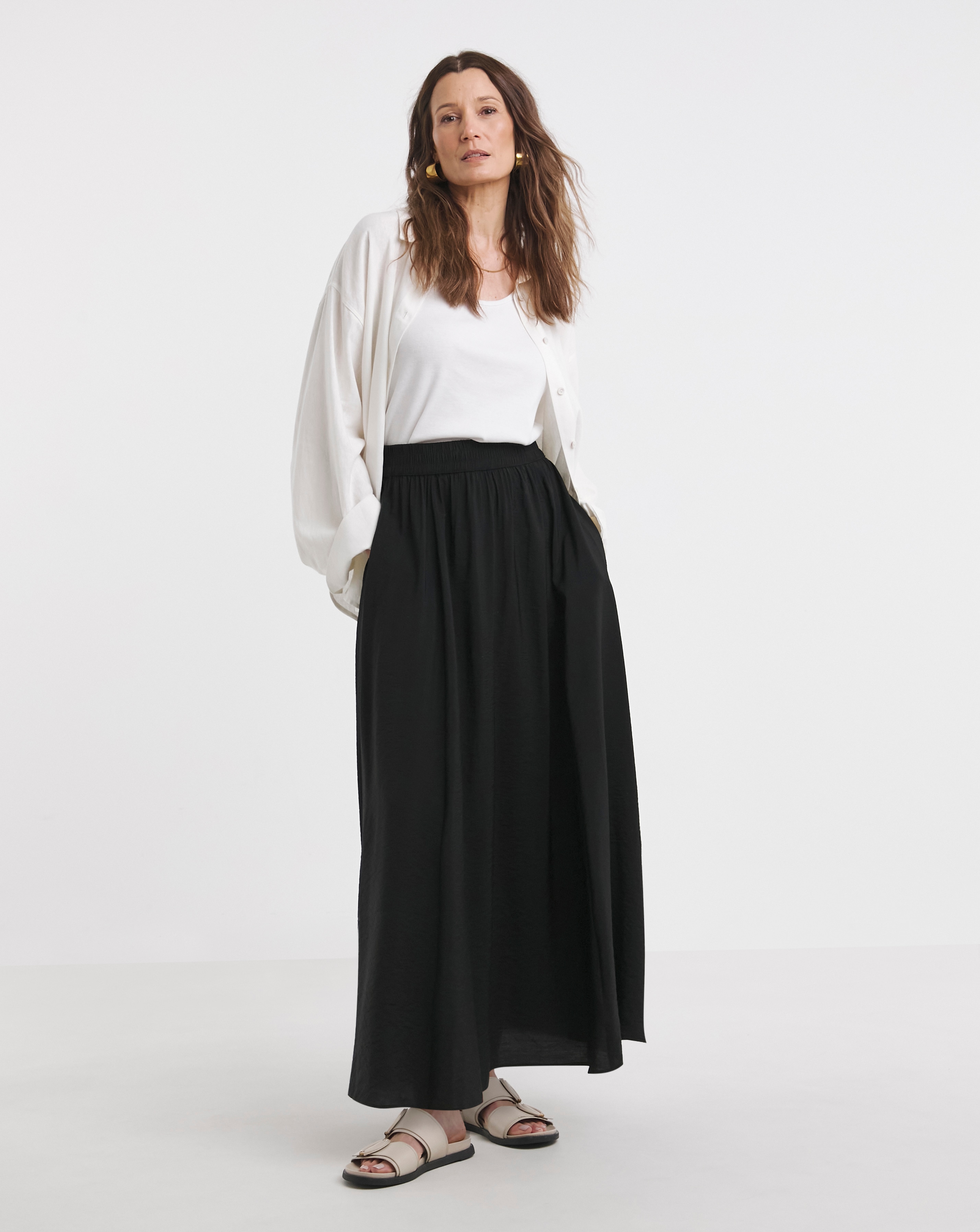 Full Hem Textured Volume Maxi Skirt