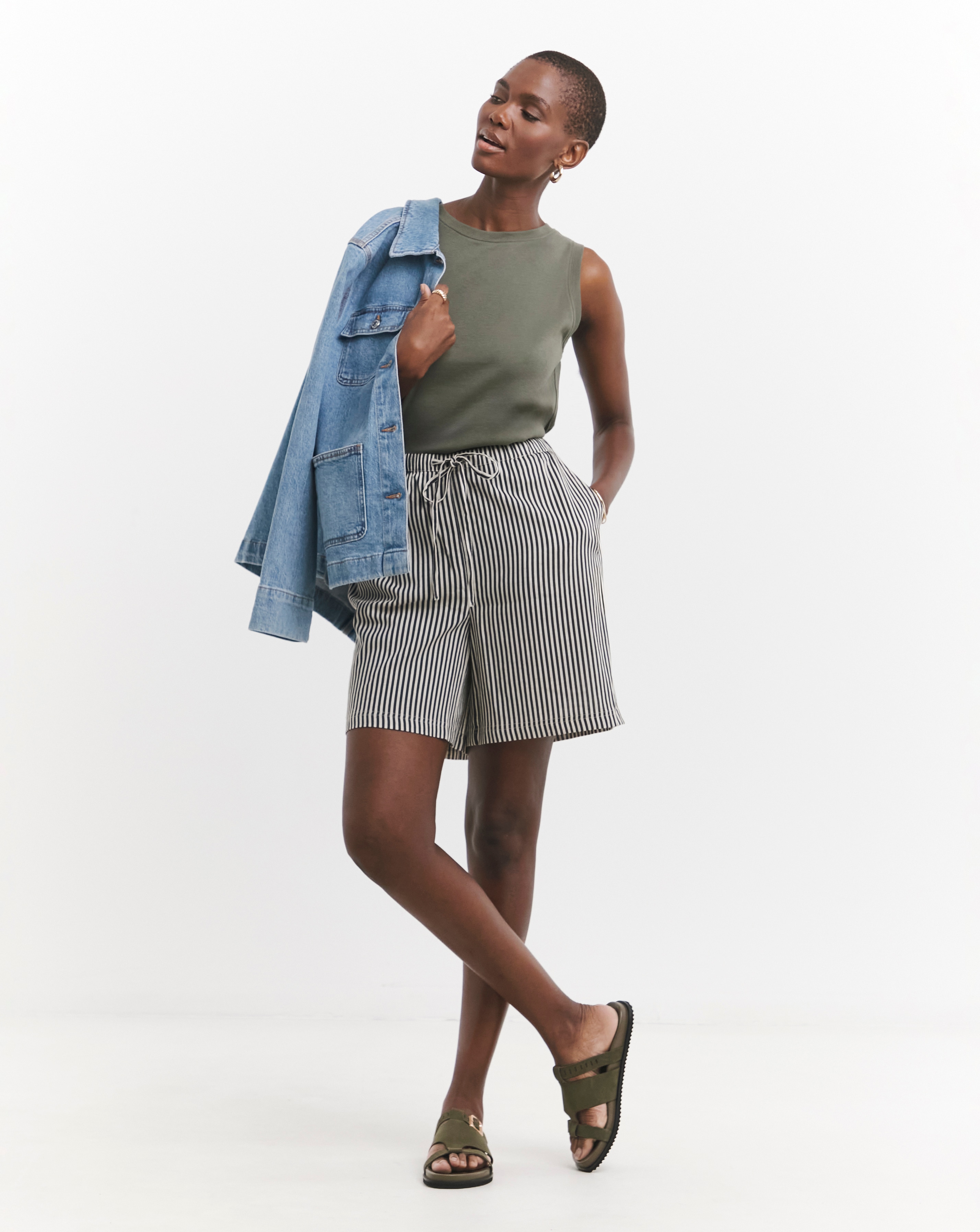 Linen Mix Knee Length Shorts