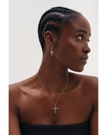Inicio Gold Bezel Cross Necklace