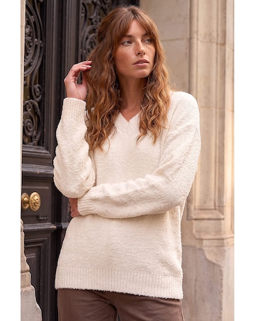 Roman Fleece V-Neck Knit Jumper